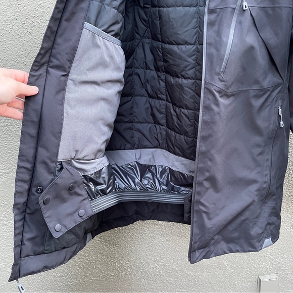 Patagonia men’s insulated size small snow jacket with snow bib - Picture 6 of 16